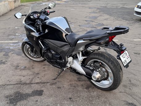 2011 Honda VFR 1200, чёрный, 860000 рублей, вид 5