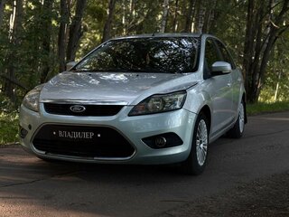 2011 Ford Focus II Рестайлинг, серебристый, 480000 рублей, вид 4