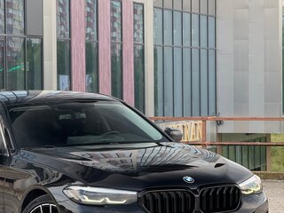 2021 BMW 5 серии 520d VII (G30/G31/G38) Рестайлинг, чёрный, 4490000 рублей, вид 2