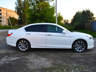 2013 Honda Accord IX, белый, 1599999 рублей, вид 5