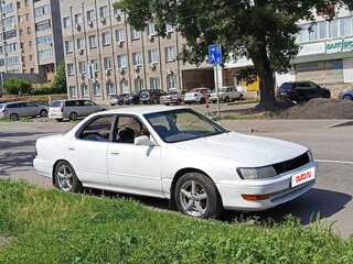 1992 Toyota Vista III (V30), белый, 180000 рублей, вид 4