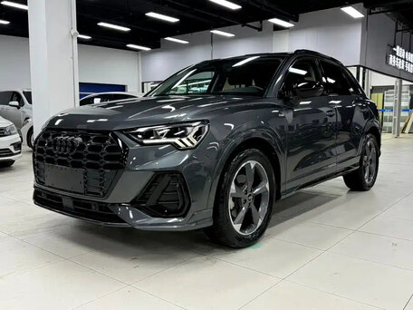 Audi Q3 II (F3)