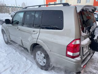 2003 Mitsubishi Pajero III Рестайлинг, серый, 800000 рублей, вид 4