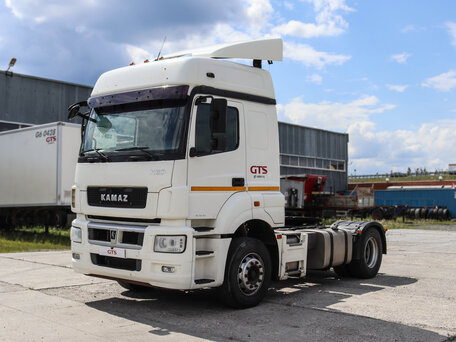 2021 КамАЗ 5490 NEO, белый, 2450000 рублей, вид 3