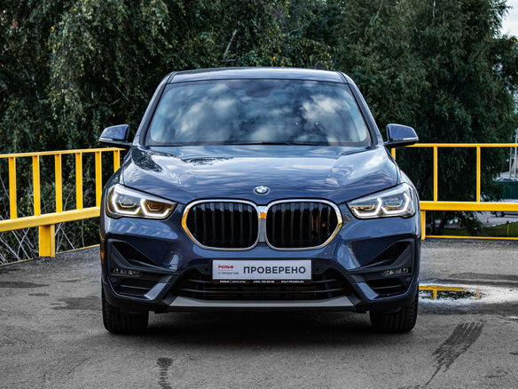 2021 BMW X1 18i sDrive II (F48) Рестайлинг, синий - вид 1