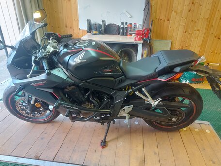2020 Honda CBR 650R, чёрный, 1050000 рублей, вид 2