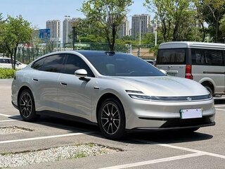 2026 Changan Qiyuan A06 28.39 kWh, серебристый, 2870548 рублей, вид 2