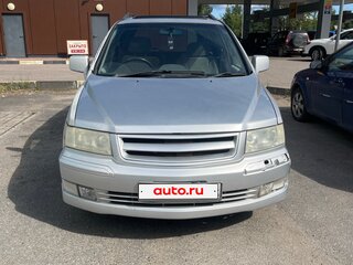 2002 Mitsubishi Chariot Grandis III, серебристый, 310000 рублей, вид 1