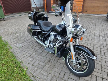 2021 Harley-Davidson Road King, чёрный, 2200000 рублей, вид 2