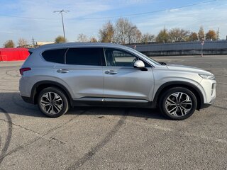 2018 Hyundai Santa Fe IV, серебристый, 2690000 рублей, вид 4