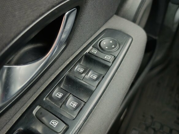 2010 Renault Fluence I, серый, 580000 рублей - вид 15