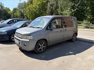 2004 Honda Mobilio Spike I, серебристый, 385000 рублей, вид 1
