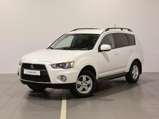 2011 Mitsubishi Outlander II Рестайлинг, белый, 1179000 рублей, вид 2