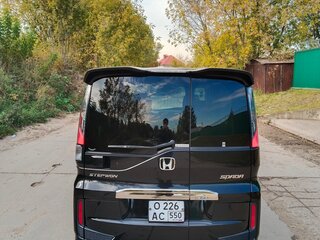 2015 Honda Stepwgn V, чёрный, 1600000 рублей, вид 4
