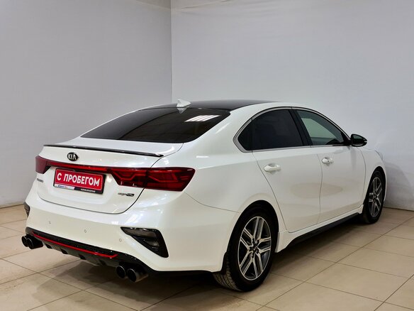 2021 Kia Cerato IV, белый, 2025000 рублей - вид 3