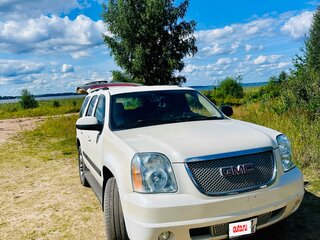 2006 Chevrolet Tahoe 4-speed III, белый, 1050000 рублей, вид 4