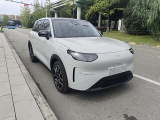 2026 Leapmotor A10 53 kWh, серебристый, 1780000 рублей, вид 3