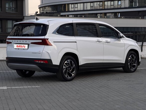 2026 Hyundai Custin, белый, 2290000 рублей - вид 4