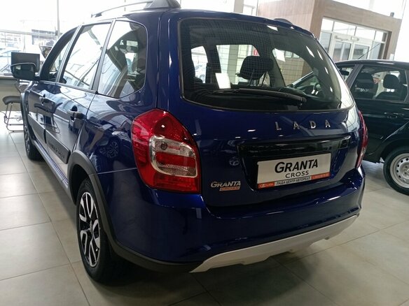 2026 Lada (ВАЗ) Granta Cross I Рестайлинг, синий, 1225000 рублей - вид 8