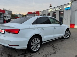 2019 Audi A3 III (8V) Рестайлинг, белый, 1640000 рублей, вид 4