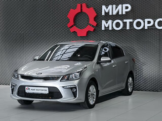 2019 Kia Rio IV, серебристый, 1199000 рублей, вид 1