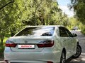 2016 Toyota Camry VII (XV50) Рестайлинг, белый, 2250000 рублей - вид 5
