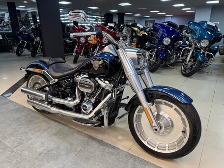 2017 Harley-Davidson Fat Boy, синий, 2190000 рублей, вид 4