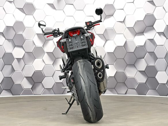2020 Honda CB 1000R, красный, 1149000 рублей - вид 5