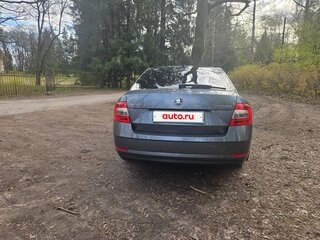2019 Skoda Octavia III (A7) Рестайлинг, серый, 1900000 рублей, вид 4