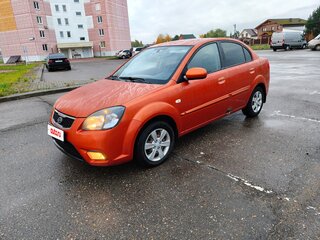 2010 Kia Rio II Рестайлинг, оранжевый, 450000 рублей, вид 1