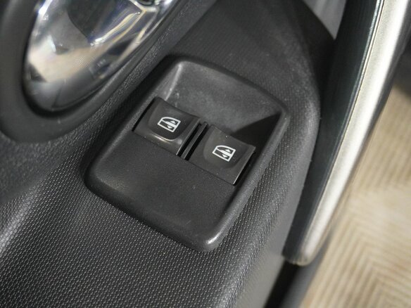 2015 Renault Logan II, чёрный, 540000 рублей - вид 14