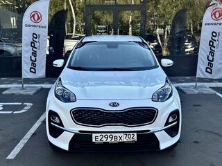 2020 Kia Sportage IV Рестайлинг, белый, 2200000 рублей, вид 2