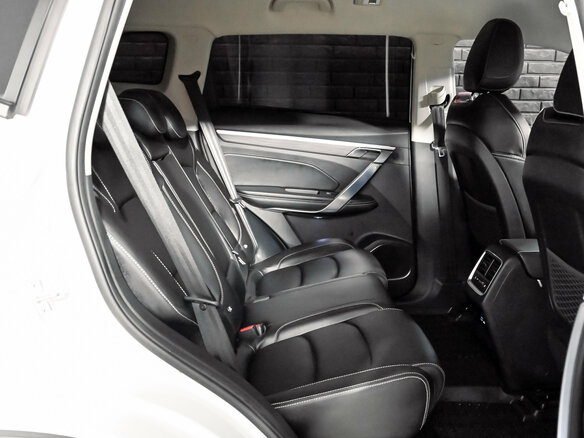 2022 Geely Atlas Pro, белый, 1990000 рублей - вид 19