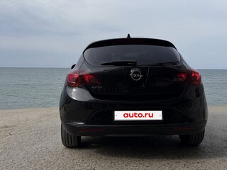 2013 Opel Astra J Рестайлинг, чёрный, 950000 рублей, вид 4