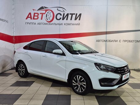 2023 Lada (ВАЗ) Vesta I Рестайлинг (NG), белый, 895000 рублей, вид 2