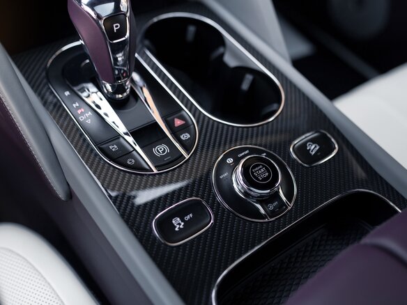 2026 Bentley Bentayga I Рестайлинг, серый, 45900000 рублей - вид 30