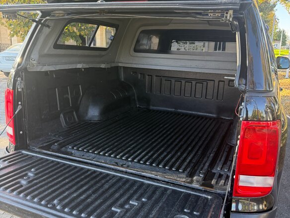 2016 Volkswagen Amarok I Рестайлинг, чёрный, 2350000 рублей - вид 13