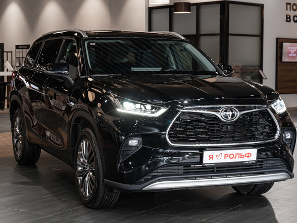 2026 Toyota Highlander IV (XU70), чёрный - вид 3