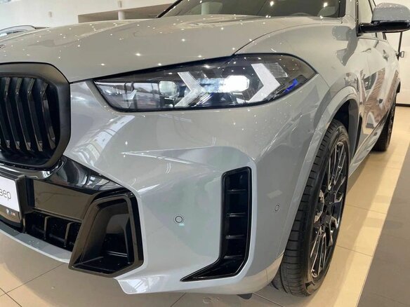 2025 BMW X5 40d IV (G05/G18) Рестайлинг, серый, 15590000 рублей - вид 7