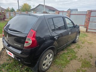 2010 Renault Sandero I, чёрный, 380000 рублей, вид 3