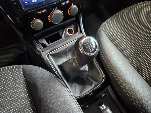 2012 Opel Astra H Рестайлинг, чёрный, 700000 рублей - вид 15