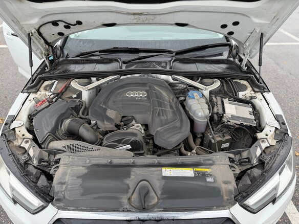 2017 Audi A4 V (B9), белый, 1700000 рублей - вид 17