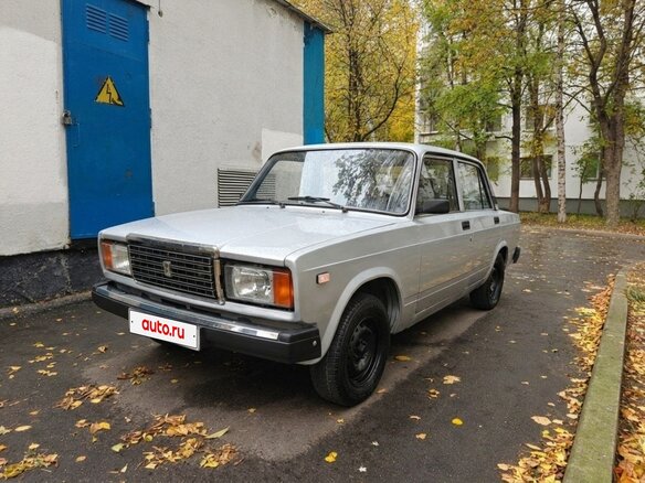 2010 Lada (ВАЗ) 2107, серебристый, 168000 рублей