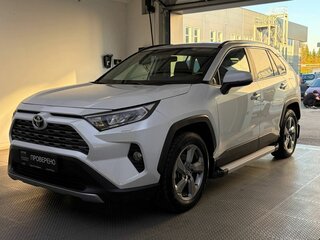 2019 Toyota RAV4 V (XA50), белый, 3750000 рублей, вид 1