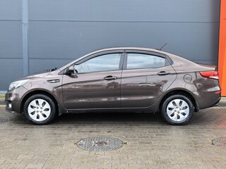 2017 Kia Rio III Рестайлинг, коричневый, 999000 рублей, вид 2