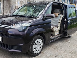 2015 Toyota Spade, пурпурный, 799000 рублей, вид 3