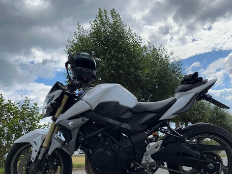2013 Suzuki GSR 750, белый, 570000 рублей, вид 1