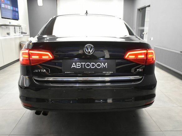 2017 Volkswagen Jetta VI Рестайлинг, чёрный, 1267000 рублей - вид 5