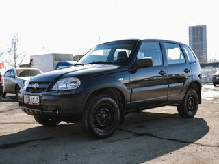 2020 Chevrolet Niva I Рестайлинг, чёрный, 799000 рублей, вид 4