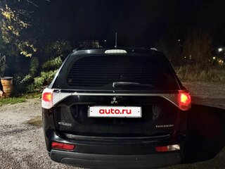 2012 Mitsubishi Outlander III, чёрный, 750000 рублей, вид 4